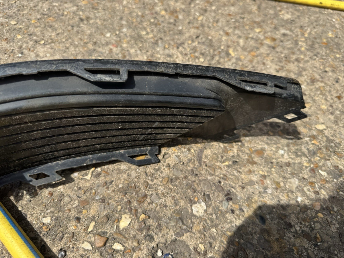 GENUINE AUDI Q4 E-TRON REAR BUMPER BLACK TRIM 2021-ON 89A807833A