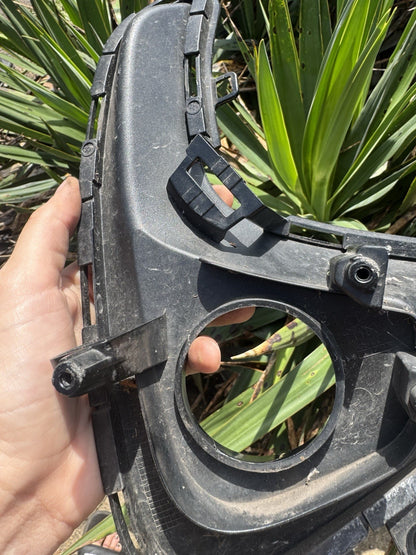 Viền ốp bên trái Toyota Yaris 52113K0150 MK4 XP210 2020-2024 Chính hãng