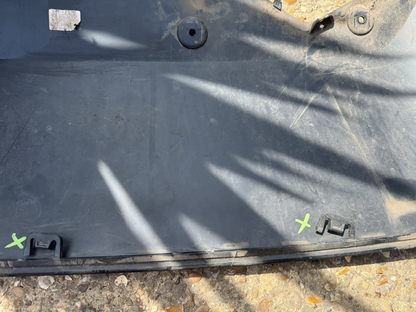 Bagian Bawah Bumper Depan Land Rover Defender L663 20 ON L8B2-17F011-A Original