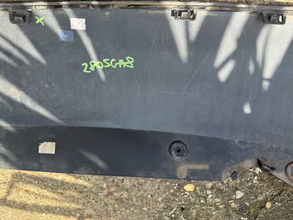 Bagian Bawah Bumper Depan Land Rover Defender L663 20 ON L8B2-17F011-A Original