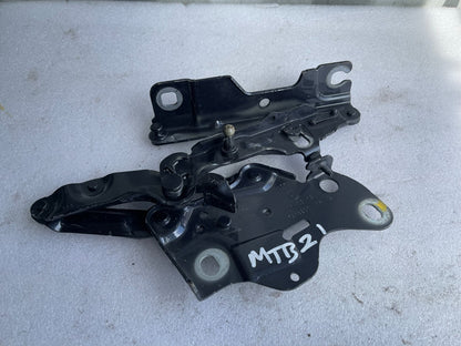2019 BMW X5 G05 BONET HINGE ENGINE HOOD LEFT SIDE 7418201