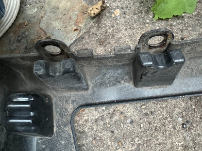 BMW 2 SERIES F22 F23 BREKET DUDUKAN BUMPER BELAKANG SISI KIRI 7285533