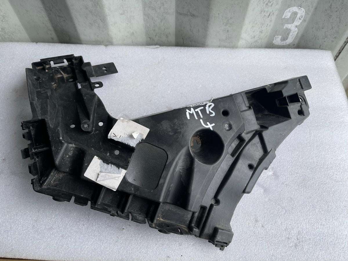 OEM VOLVO XC40 MK1 BREKET BUMPER BELAKANG KIRI 31690705 GENUINE (KLIP HILANG)