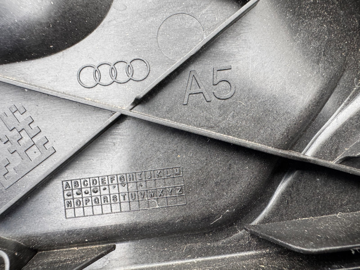 Audi A5 2025 Fuel tank door cap 8B3809906 Petrol