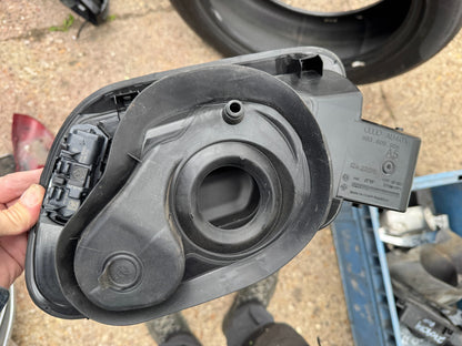 Audi A5 2025 Fuel tank door cap 8B3809906 Petrol