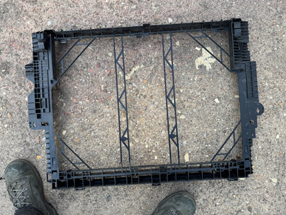 VOLVO XC90 MK2 A/C Condenser Frame 31657685 GENUINE Damaged