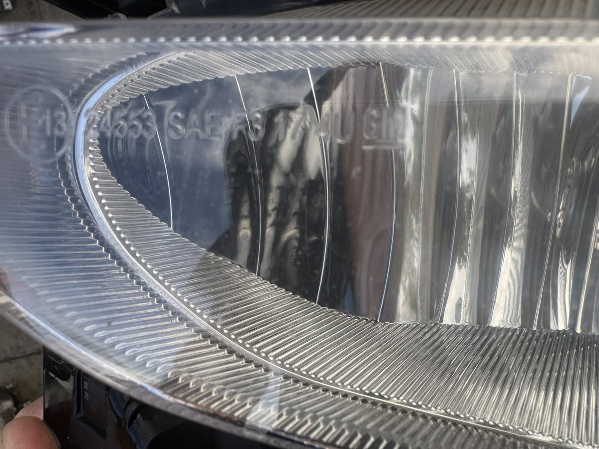 VAUXHALL OPEL MOKKA X 2016-2020 LEFT FRONT FOG LIGHT WITH BRACKET 42503051
