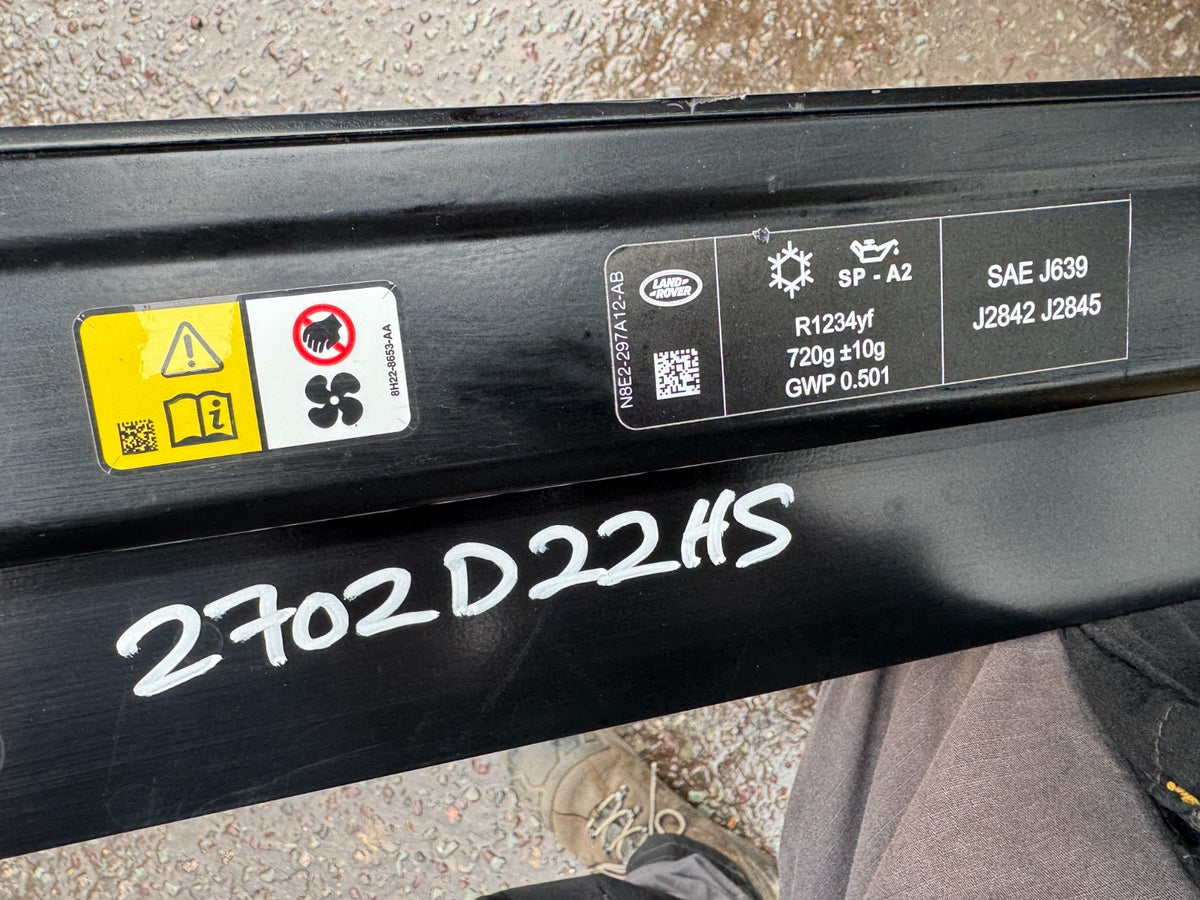 LAND ROVER Range Rover Sport L461 MKIII Panel Depan M8E2-16E144-AD
