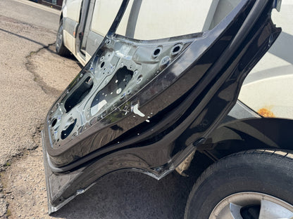 VOLVO EX30 2025 REAR DOOR RIGHT SMALL DENT BARE
