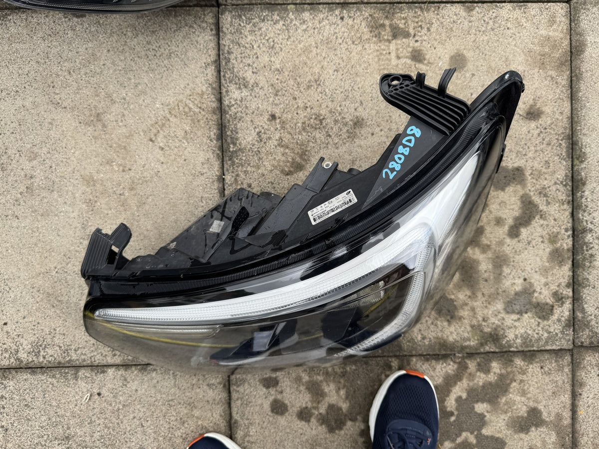 RENAULT MASTER MK4 X62 2019-2025 LEFT HEADLIGHT LED DRL 260602286R SPARES