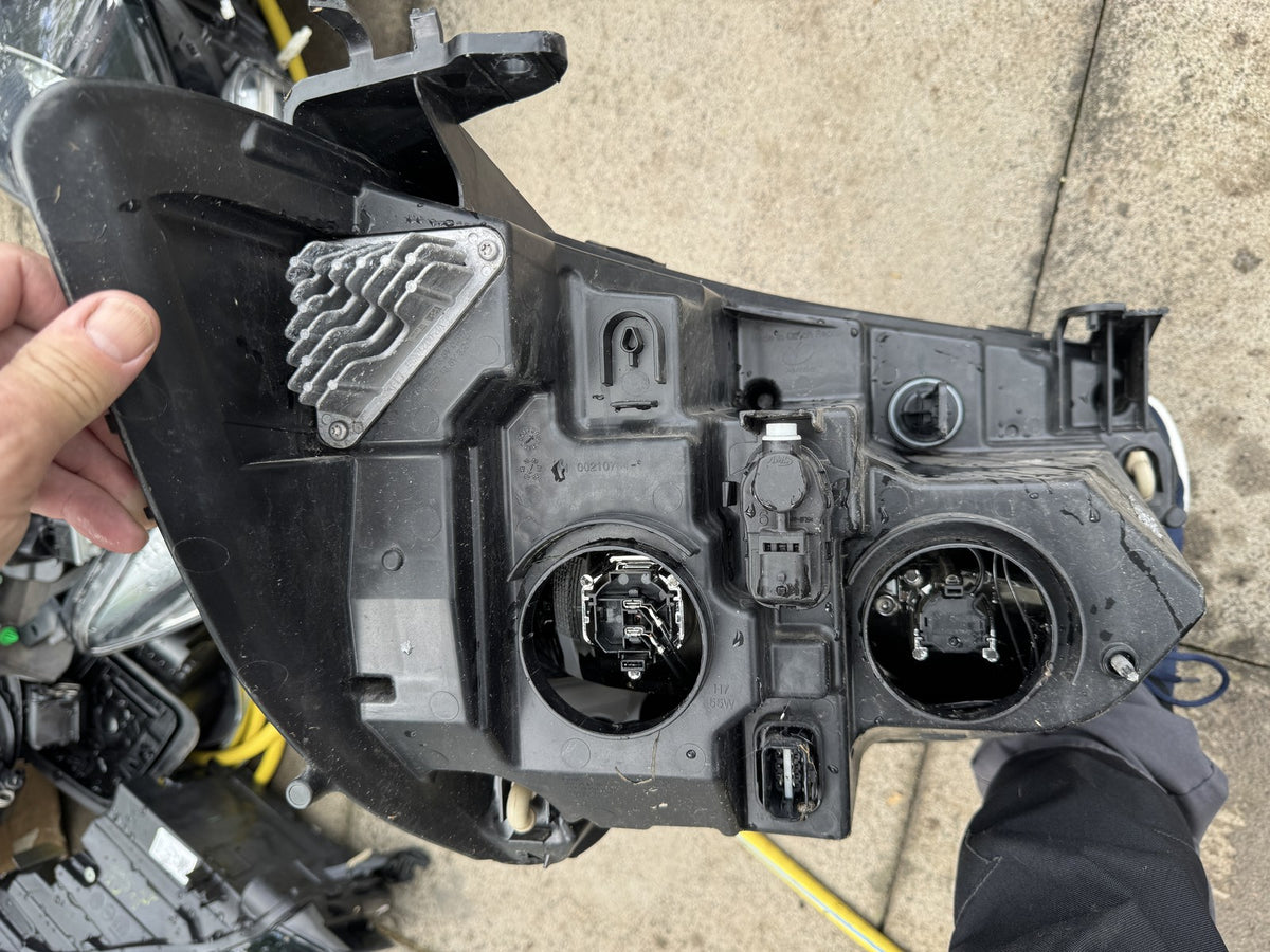 RENAULT MASTER MK4 X62 2019-2025 LEFT HEADLIGHT LED DRL 260602286R SPARES