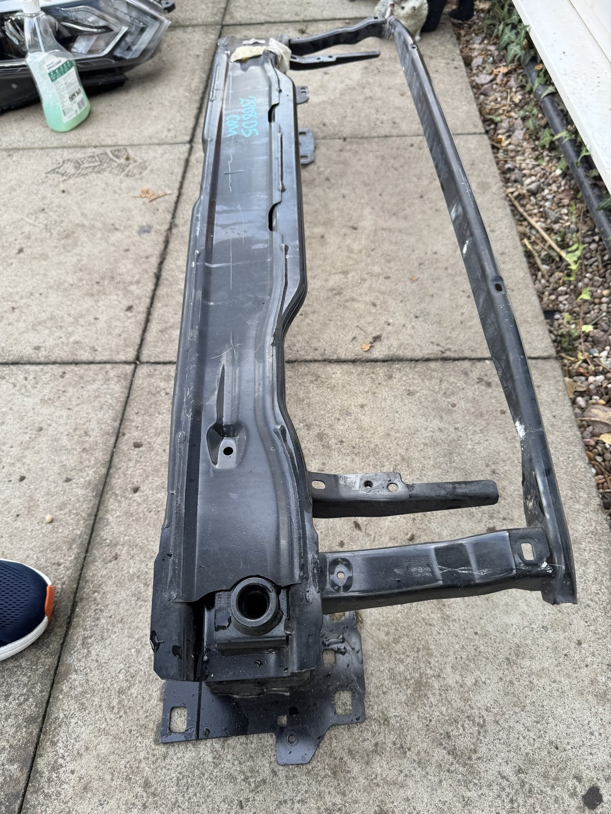 AUDI A3 S3 8Y 2020-2026 FRONT BUMPER REINFORCEMENT CARRIER CRASH BAR 8Y0807109