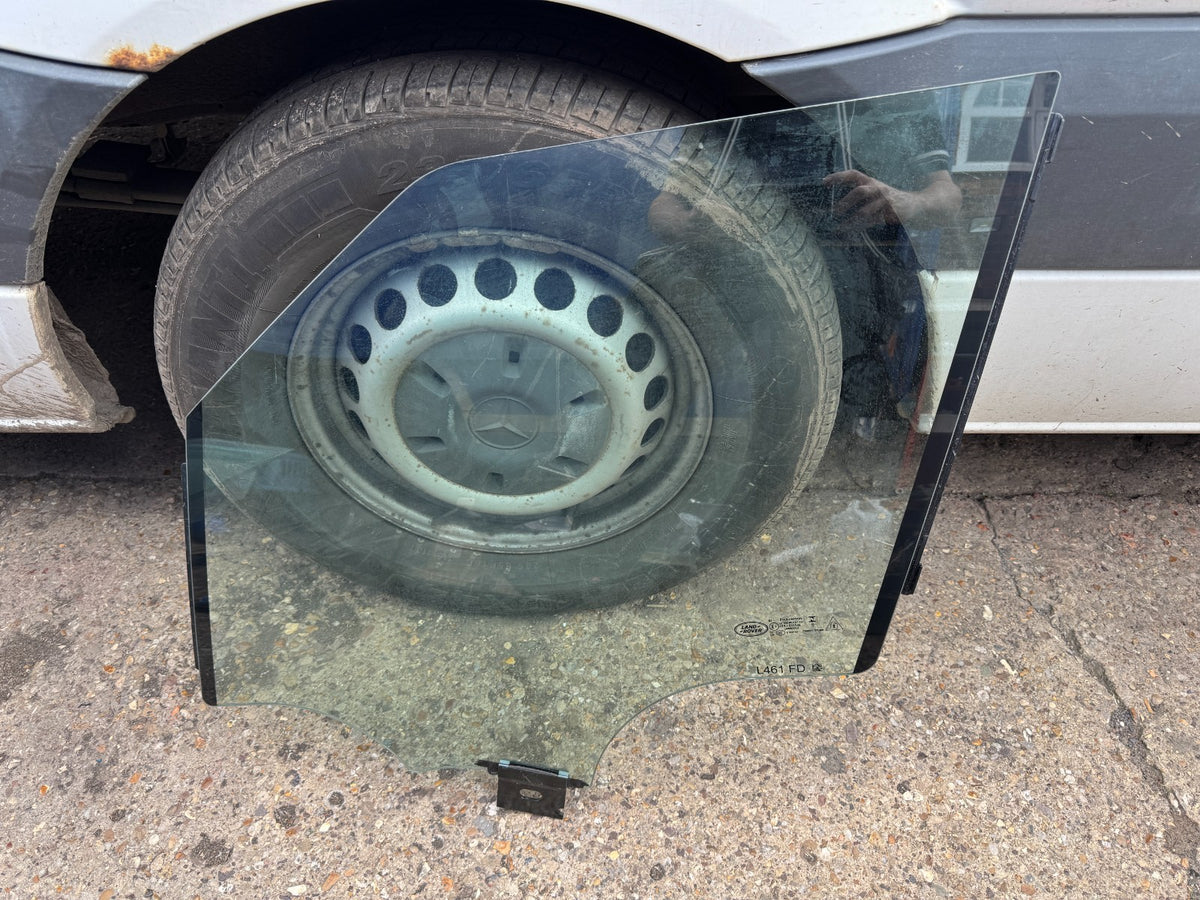 LAND ROVER RANGE ROVER SPORT L461 Front Left Door Window N9X2-21411-BC 2023