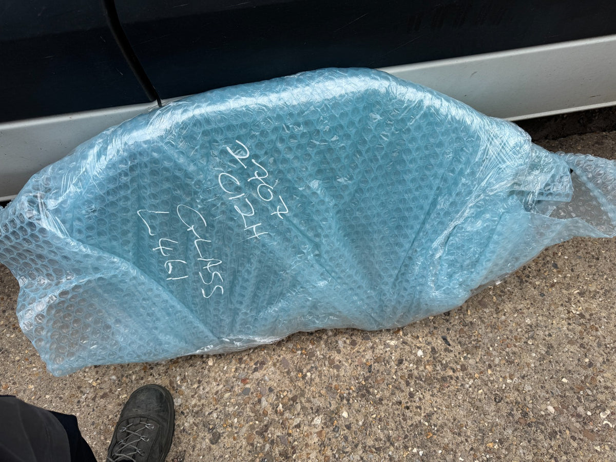 LAND ROVER RANGE ROVER SPORT L461 Front Left Door Window N9X2-21411-BC 2023