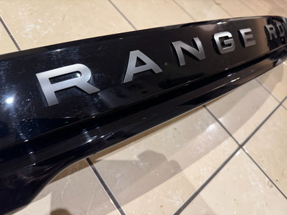 DARI PLAT 2025 Lampu Bagasi Belakang Range Rover Velar N8A215C436AD L560