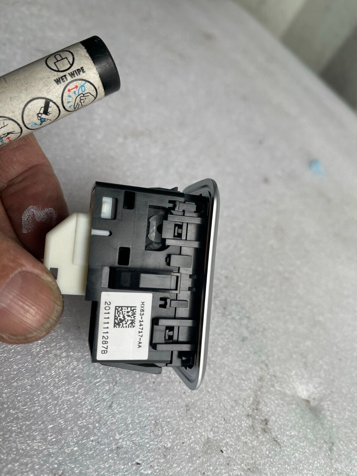 2020 JAGUAR F-PACE DOOR WINDOW SWITCH REGULATOR BUTTON FRONT OR REAR X761