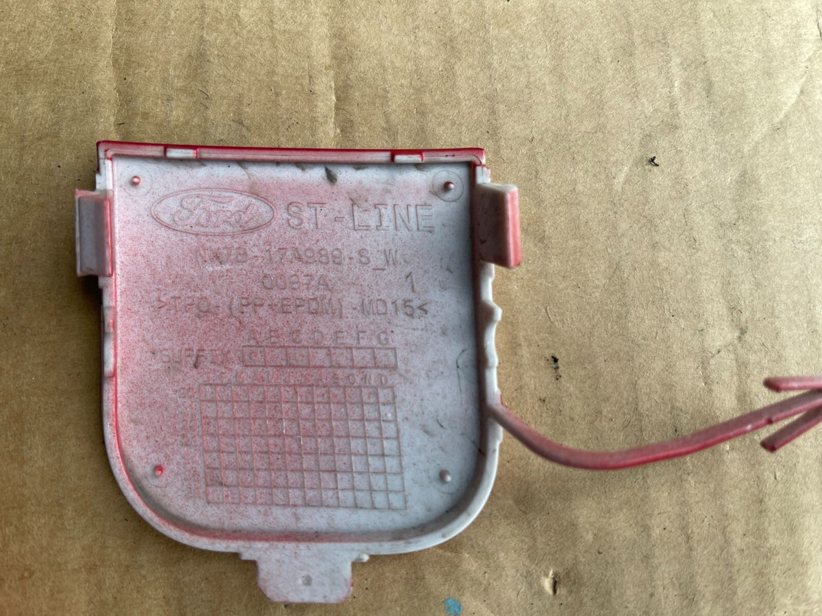 2022 Tutup Cover List Lubang Derek Bumper Depan Ford Focus Hatchback NX7B-17A989-S