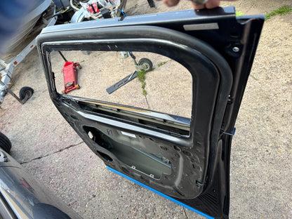 RANGE ROVER VOGUE L460 2022 - 2025 RIGHT FRONT RIGHT BARE DOOR