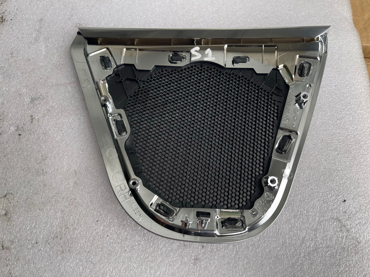 2020 Jaguar XE Range NEW F PACE DOOR SPEAKER COVER RIGHT MK83601B74ACW