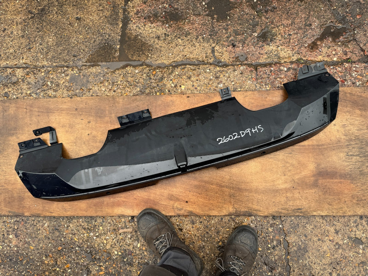 VAUXHALL ASTRA L GS LINE DIFFUSER BUMPER BELAKANG HITAM GLOSSY 9839641280 22 23 24 25