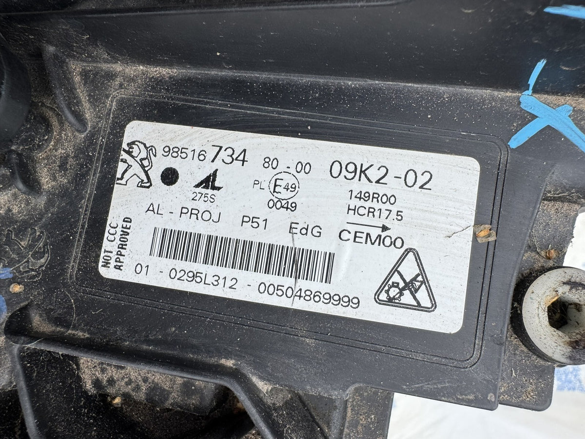 PEUGEOT 308 MK3 P51 2021-ON RIGHT LED HEADLIGHT 9851673480 SPARES