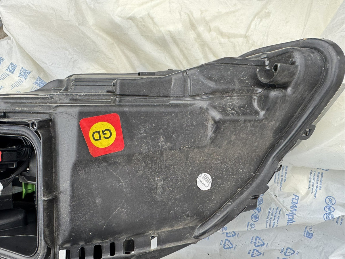 PEUGEOT 308 MK3 P51 2021-ON RIGHT LED HEADLIGHT 9851673480 SPARES