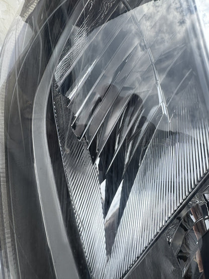 FORD TRANSIT CUSTOM MK3 V710 2023-2025 RIGHT LED HEADLIGHT PZ31-13E014-BD
