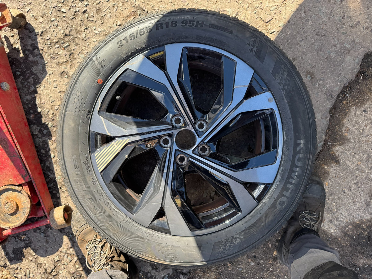 ล้อแม็ก RENAULT ARKANA 18'' นิ้ว 7J ET35 403001407R MK1 2020 - 2025 8MM 2025