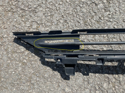 Middle buffer grill Volvo v90 ii s90 ii S26656433918 32345376