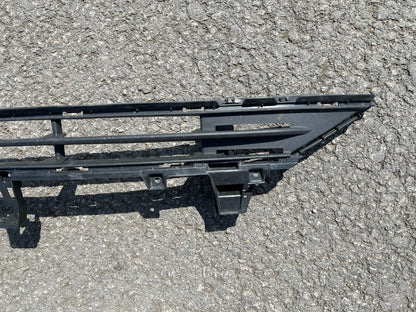Middle buffer grill Volvo v90 ii s90 ii S26656433918 32345376