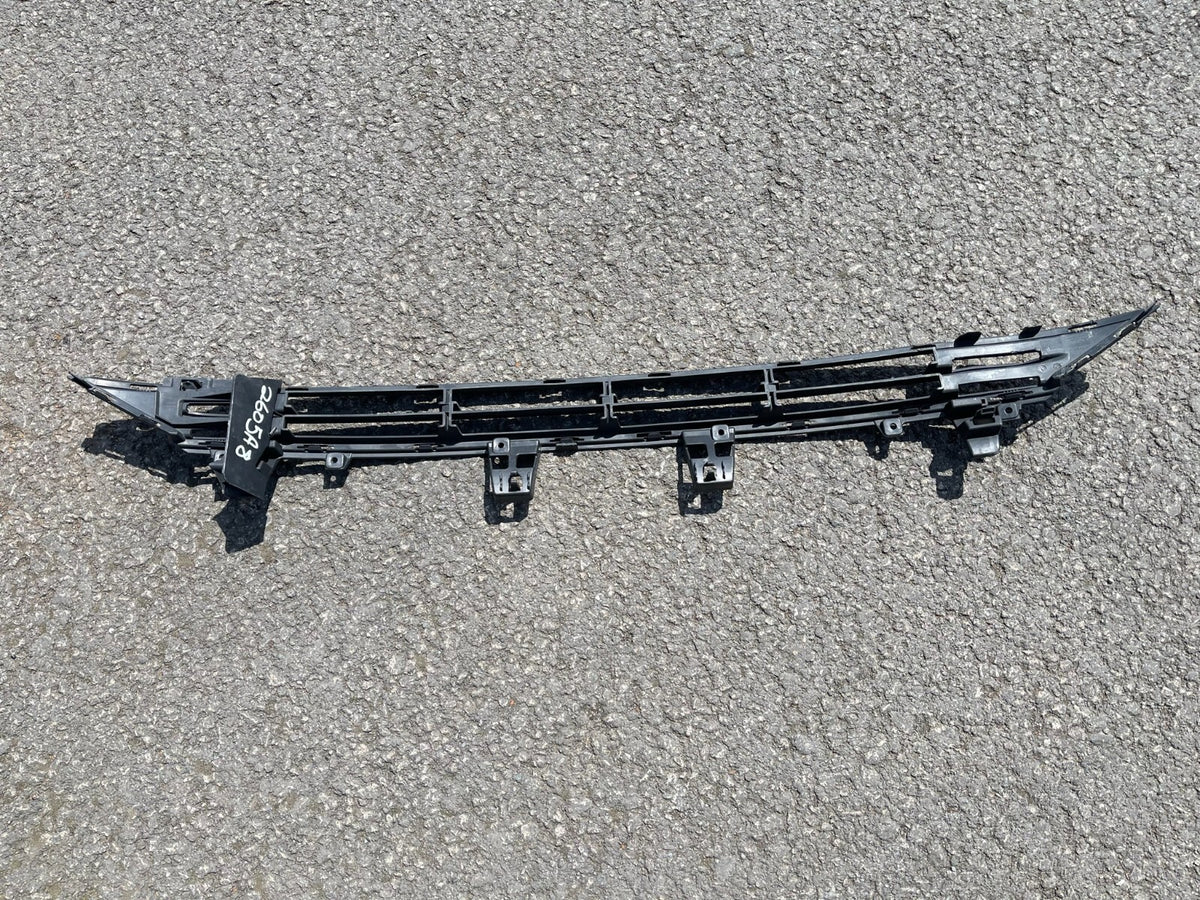 Middle buffer grill Volvo v90 ii s90 ii S26656433918 32345376