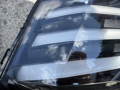 PEUGEOT 208 MK2 FACELIFT 2023-ON RIGHT DRL LED LIGHT 9851053980 SPARES