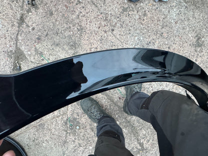LAND ROVER DISCOVERY L550 2024 WHEEL ARCH TRIM RLH | LK72290E23A NO PDC