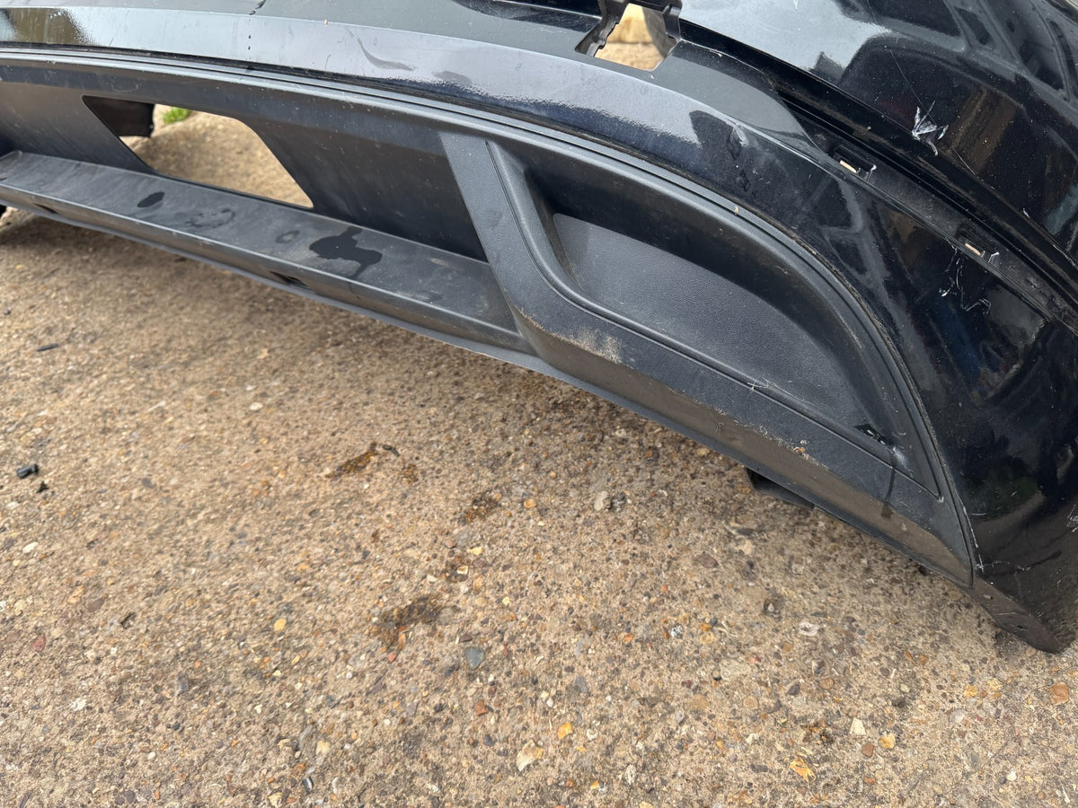 Volkswagen Golf rear bumper & diffuser 2017 Hatchback Genuine 5G6807421BK