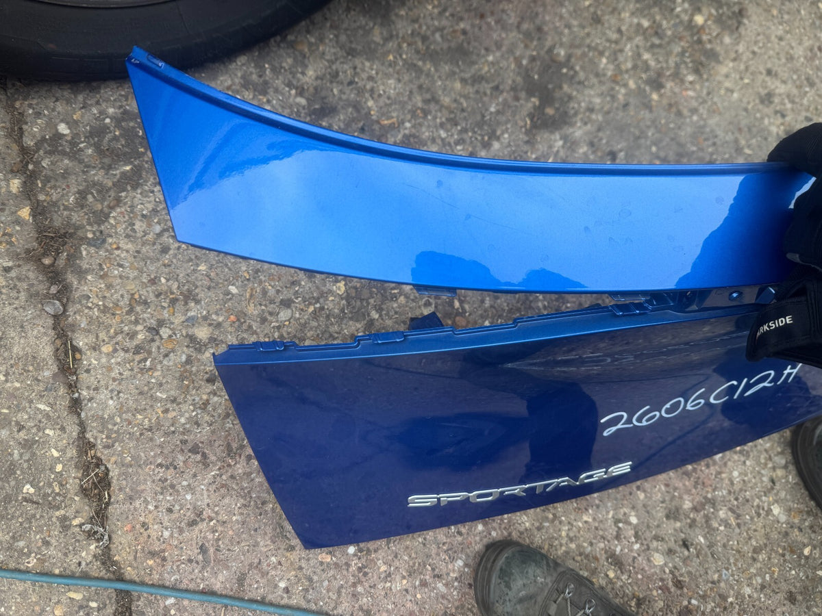 Genuine Kia Sportage MK5 2021-2025 GT-Line Rear Boot Tailgate Cover 87310-R2020