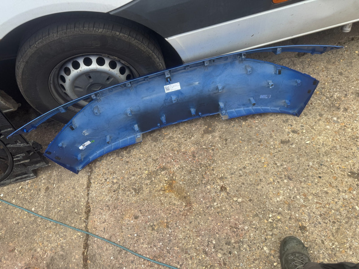 Genuine Kia Sportage MK5 2021-2025 GT-Line Rear Boot Tailgate Cover 87310-R2020