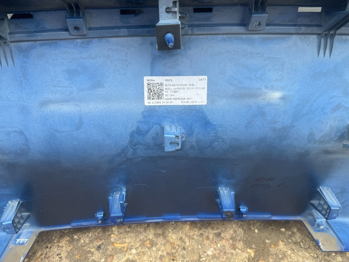 Genuine Kia Sportage MK5 2021-2025 GT-Line Rear Boot Tailgate Cover 87310-R2020
