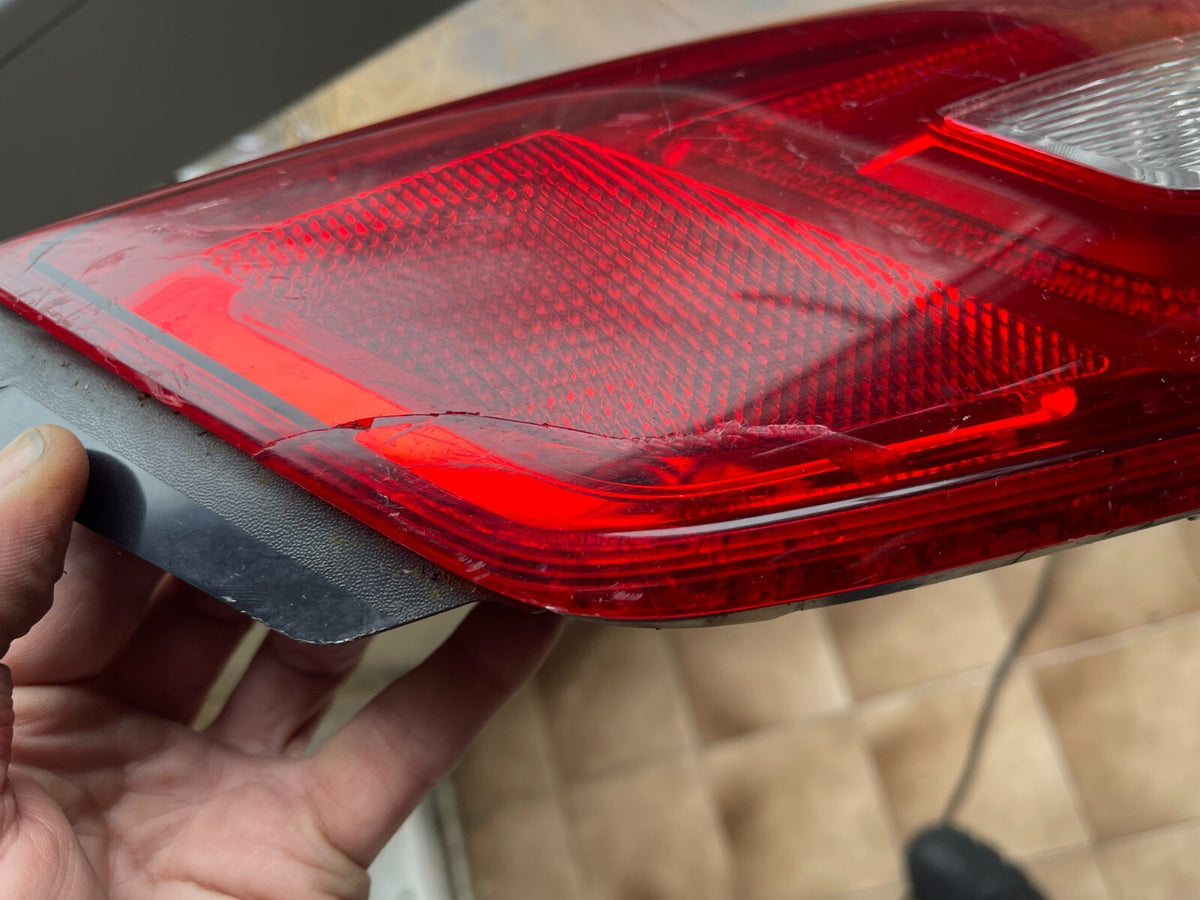 NISSAN QASHQAI J11 2014-2017 Right Rear Light Tail Lamp CRACKED LENS