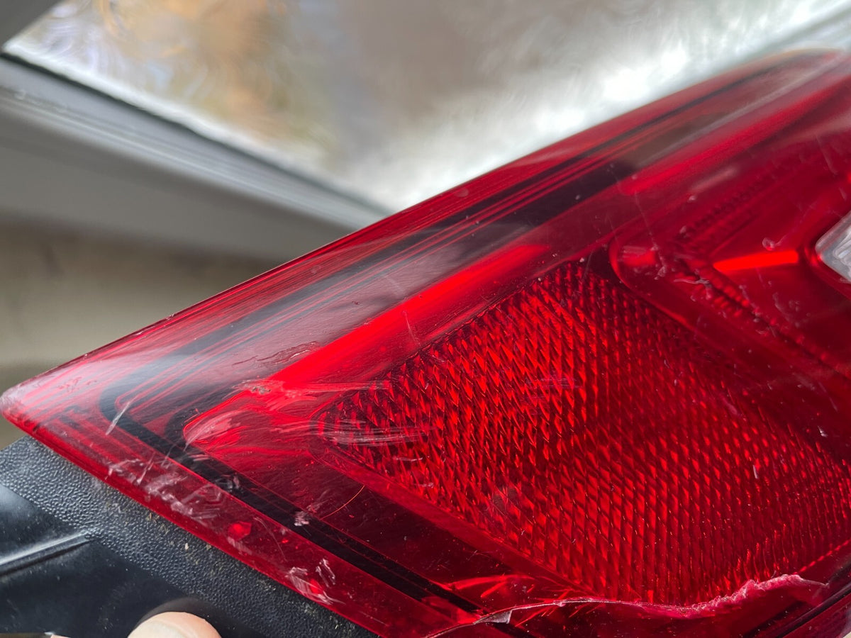 NISSAN QASHQAI J11 2014-2017 Right Rear Light Tail Lamp CRACKED LENS