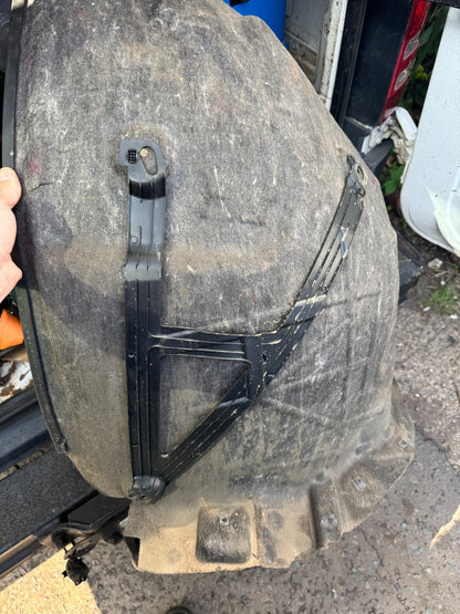 LAND ROVER wheel arch liner unknown model, unknown position. no part number
