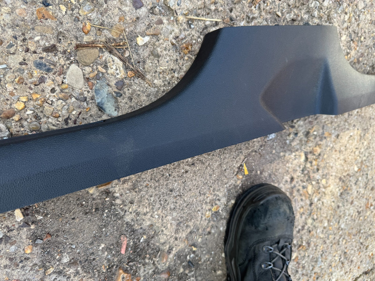 VW Golf R Tsi 4motion Dsg 2020-2024 SILL INTERIOR TRIM (FRONT RIGHT) 5H0853372A