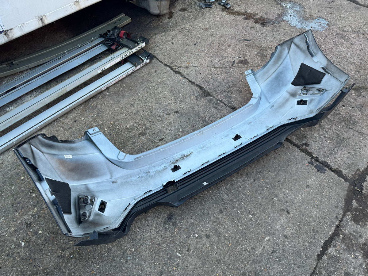 2022 GENUINE FORD FOCUS REAR BUMPER 2018 ONWARDS JX7B-17906-A1 with diffuser