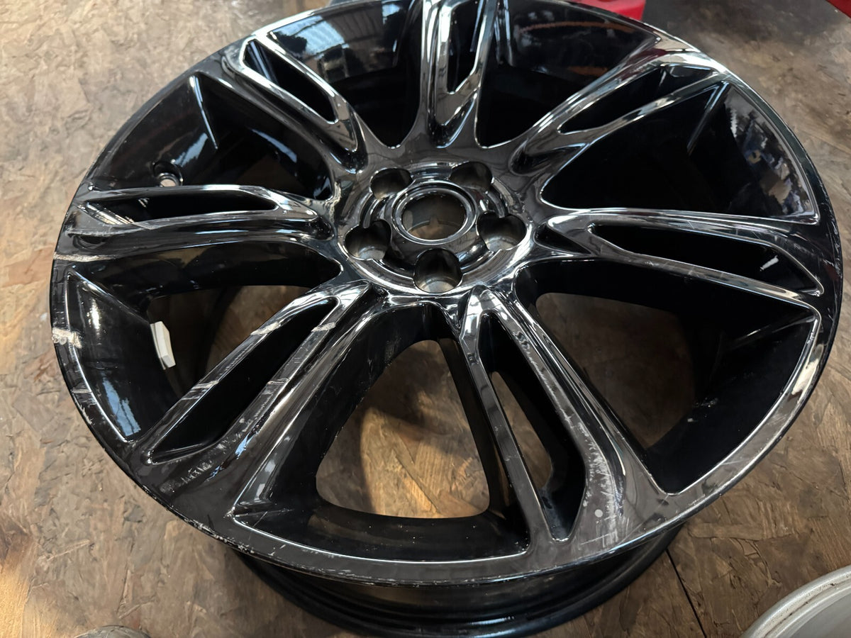 1 X Genuine 20” Original Range Rover Velar 2018 J8A21007FA Alloy Wheel Oem Black