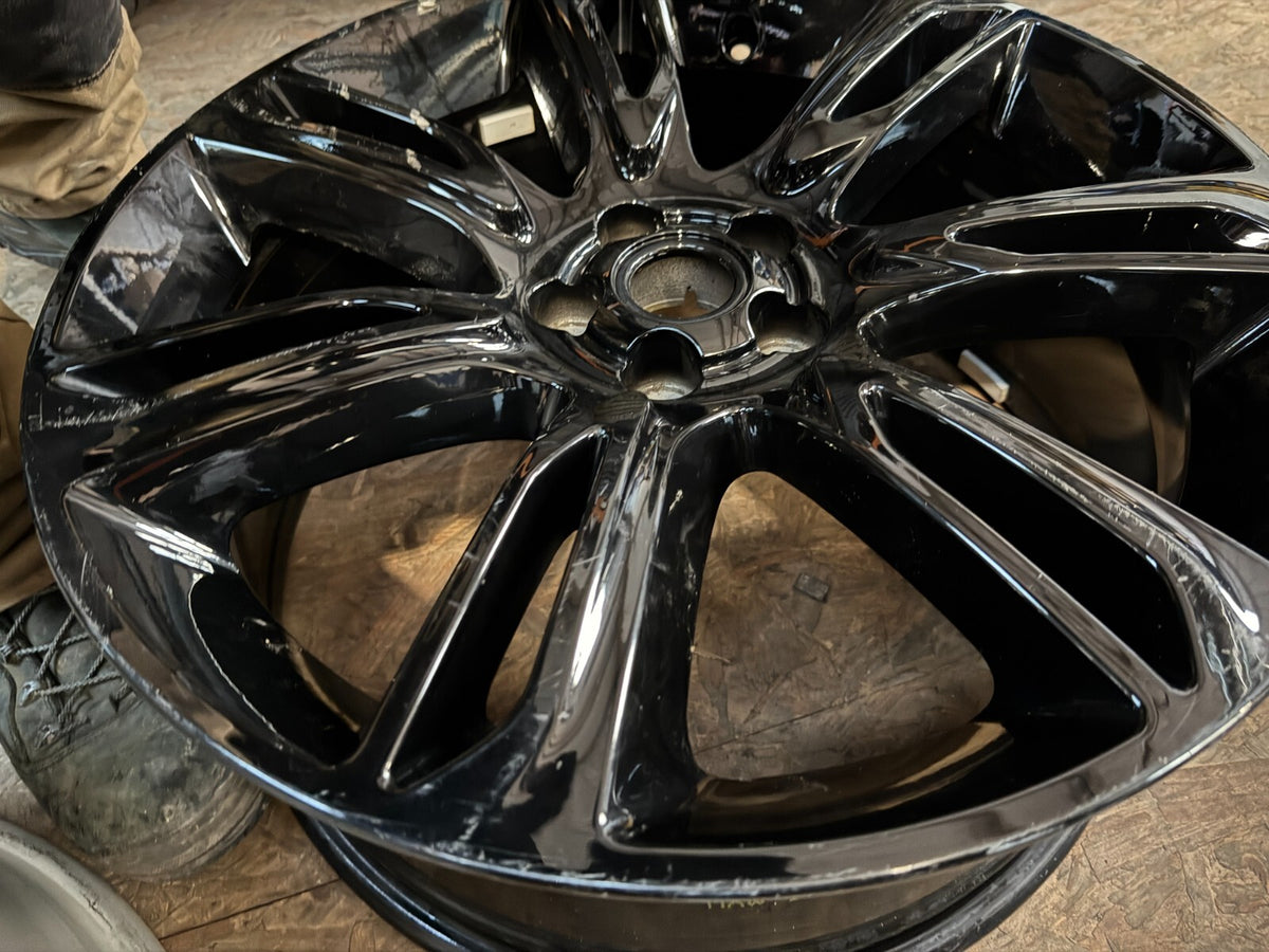 1 X Genuine 20” Original Range Rover Velar 2018 J8A21007FA Alloy Wheel Oem Black