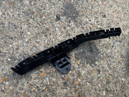 8890512186 unknown ?bumper? bracket
