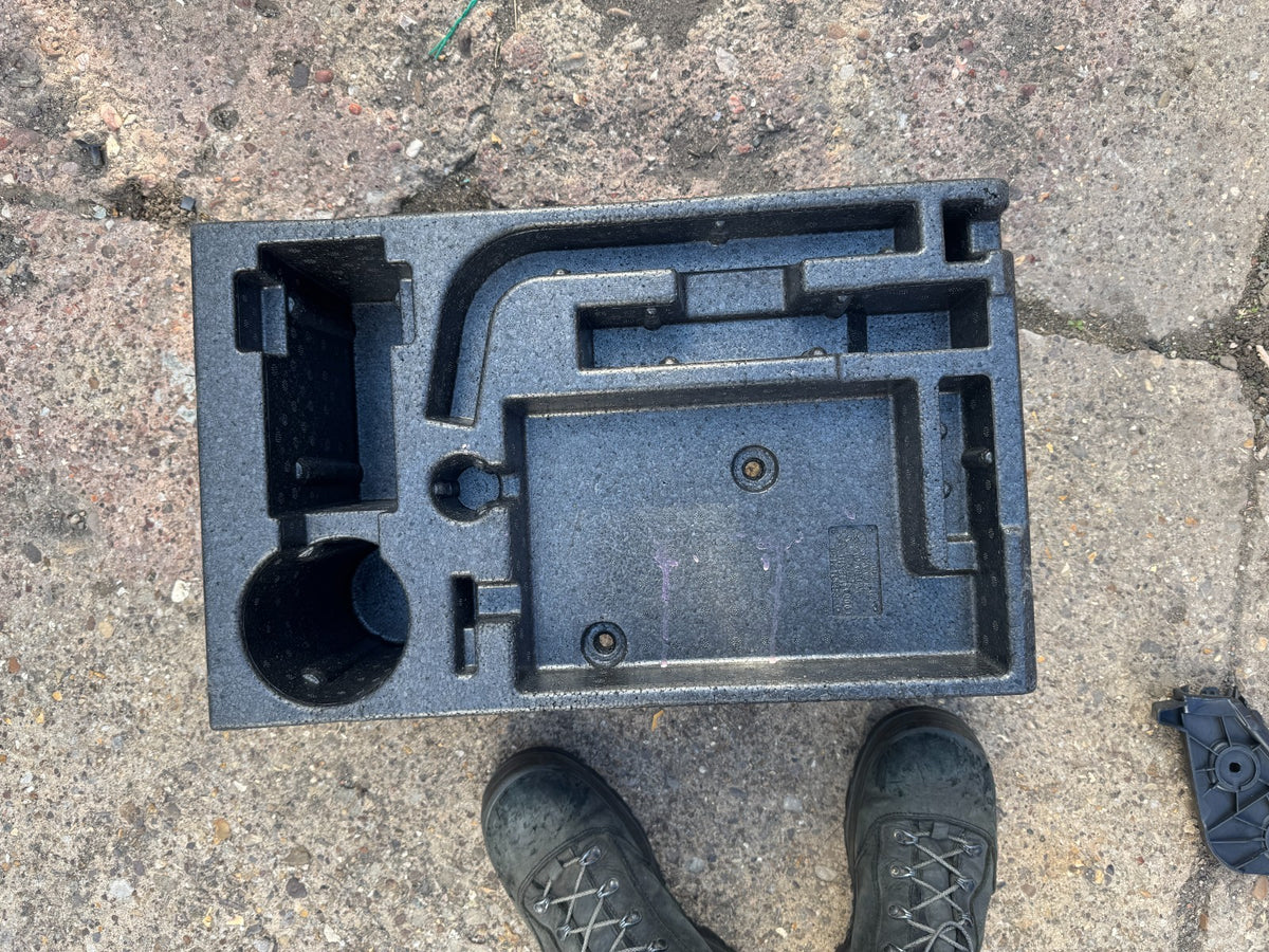 Audi A5 2025 Tool kit holder rear trunk storage foam 8B3012169