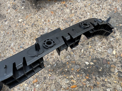 8890512186 unknown ?bumper? bracket