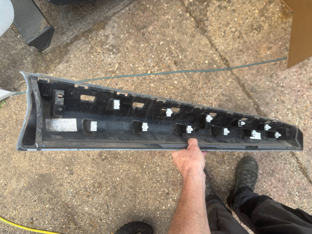 2024 Door trim strip front left L1TB-S20307-C FORD PUMA II From-2019