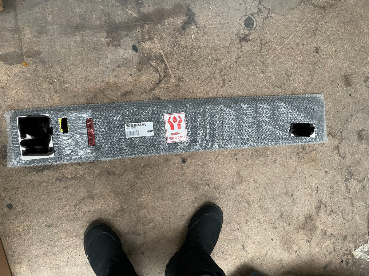 London Electric VN5 van 2021 rear tread plate