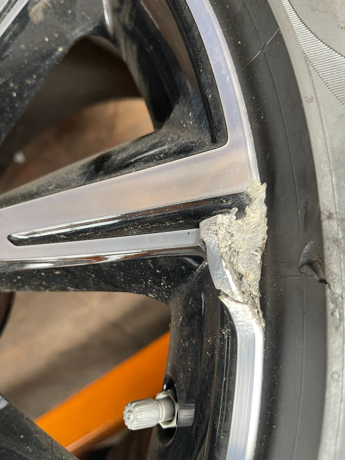 2022 Jaguar F Type 20" Velg Racing Belakang Diamond Turned MX531007FA